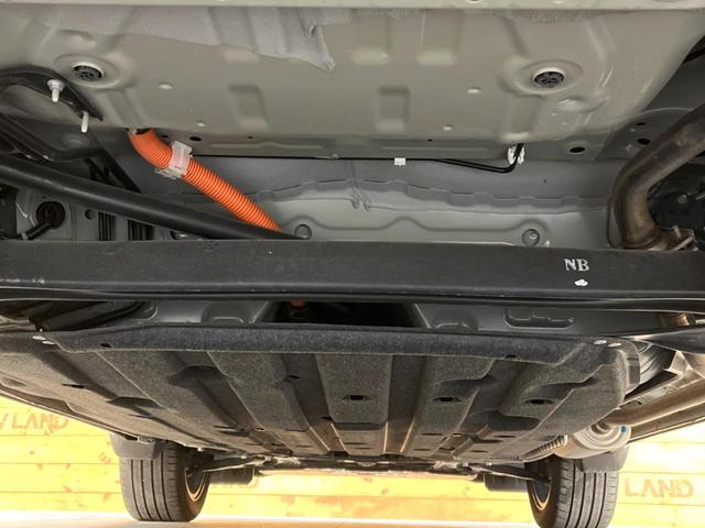 ヴェゼル ｅ：ＨＥＶ　Ｚ　メーカーナビ　ホンダセンシング　レーダークルーズ　ブラインドスポットモニター　バックカメラ　パワーバックドア　ＥＴＣ２．０　ハンドルヒーター　フルセグ　Ｂｌｕｅｔｏｏｔｈ　スマートキー　置くだけ充電（19枚目）