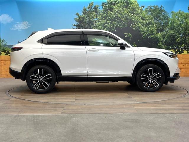 ヴェゼル ｅ：ＨＥＶ　Ｚ　メーカーナビ　ホンダセンシング　レーダークルーズ　ブラインドスポットモニター　バックカメラ　パワーバックドア　ＥＴＣ２．０　ハンドルヒーター　フルセグ　Ｂｌｕｅｔｏｏｔｈ　スマートキー　置くだけ充電（27枚目）