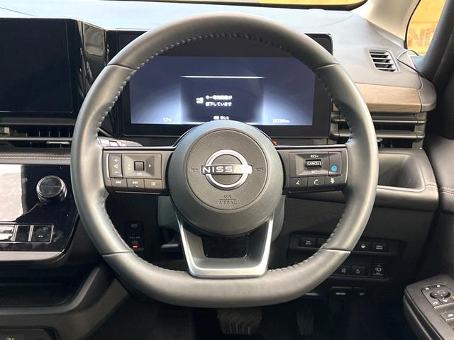 セレナ ｅ－パワー　ハイウェイスターＶ　禁煙車　メーカー純正１２．３インチナビ　全周囲カメラ　フリップダウンモニター　プロパイロット　防水シート　ブラインドスポットモニター　ＬＥＤヘッド　ＥＴＣ　ドラレコ　純正１６インチアルミ（12枚目）