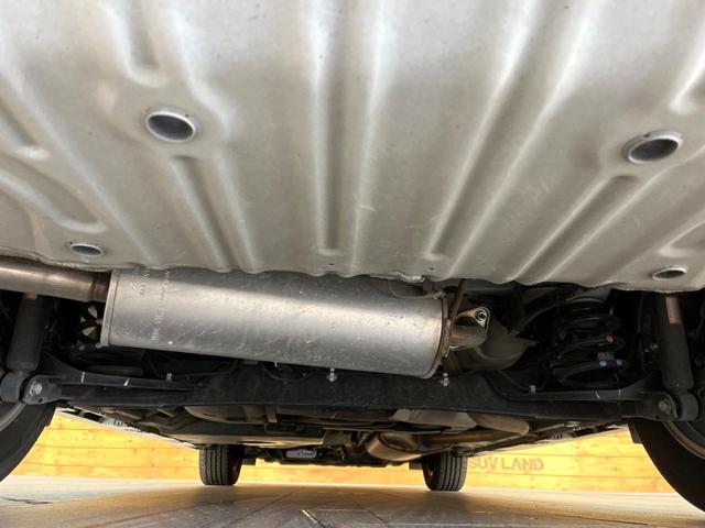 セレナ ｅ－パワー　ハイウェイスターＶ　禁煙車　メーカー純正１２．３インチナビ　全周囲カメラ　フリップダウンモニター　プロパイロット　防水シート　ブラインドスポットモニター　ＬＥＤヘッド　ＥＴＣ　ドラレコ　純正１６インチアルミ（19枚目）