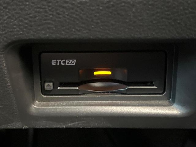 セレナ ｅ－パワー　ハイウェイスターＶ　禁煙車　メーカー純正１２．３インチナビ　全周囲カメラ　フリップダウンモニター　プロパイロット　防水シート　ブラインドスポットモニター　ＬＥＤヘッド　ＥＴＣ　ドラレコ　純正１６インチアルミ（38枚目）