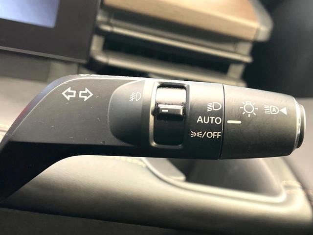 セレナ ｅ－パワー　ハイウェイスターＶ　禁煙車　メーカー純正１２．３インチナビ　全周囲カメラ　フリップダウンモニター　プロパイロット　防水シート　ブラインドスポットモニター　ＬＥＤヘッド　ＥＴＣ　ドラレコ　純正１６インチアルミ（45枚目）