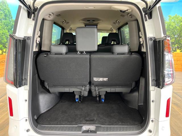 セレナ ｅ－パワー　ハイウェイスターＶ　禁煙車　メーカー純正１２．３インチナビ　全周囲カメラ　フリップダウンモニター　プロパイロット　防水シート　ブラインドスポットモニター　ＬＥＤヘッド　ＥＴＣ　ドラレコ　純正１６インチアルミ（66枚目）