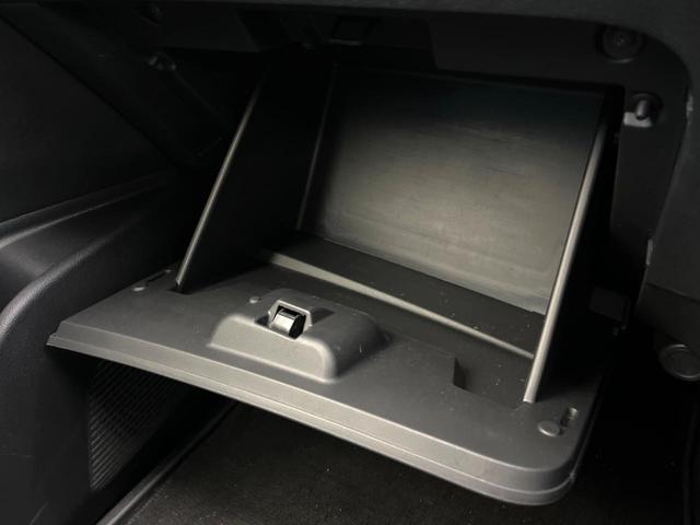 セレナ ｅ－パワー　ハイウェイスターＶ　禁煙車　メーカー純正１２．３インチナビ　全周囲カメラ　フリップダウンモニター　プロパイロット　防水シート　ブラインドスポットモニター　ＬＥＤヘッド　ＥＴＣ　ドラレコ　純正１６インチアルミ（73枚目）