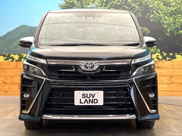 ヴォクシー ZS 煌III 純正8インチナビ バックカメラ フリップダウンモニター プリクラッシュセーフティ 両側電動スライドドア LEDヘッド ETC ドラレコ オートマチックハイビーム 純正16インチアルミ(15枚目)