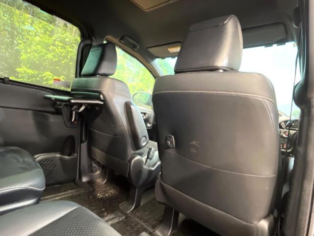 ヴォクシー ZS 煌III 純正8インチナビ バックカメラ フリップダウンモニター プリクラッシュセーフティ 両側電動スライドドア LEDヘッド ETC ドラレコ オートマチックハイビーム 純正16インチアルミ(59枚目)