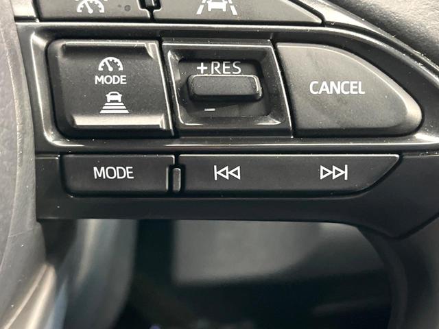 ヤリスクロス ハイブリッドZ プリクラッシュセーフティ レーダークルーズ ブラインドスポットモニター ハンドルヒーター バックカメラ 禁煙車 ハーフレザーシート パワーシート ドラレコ コーナーセンサー ビルトインETC(5枚目)