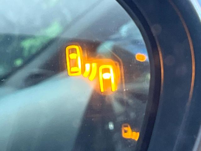 ヤリスクロス ハイブリッドZ プリクラッシュセーフティ レーダークルーズ ブラインドスポットモニター ハンドルヒーター バックカメラ 禁煙車 ハーフレザーシート パワーシート ドラレコ コーナーセンサー ビルトインETC(7枚目)