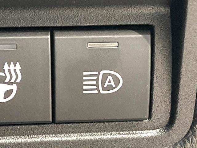 ヤリスクロス ハイブリッドZ プリクラッシュセーフティ レーダークルーズ ブラインドスポットモニター ハンドルヒーター バックカメラ 禁煙車 ハーフレザーシート パワーシート ドラレコ コーナーセンサー ビルトインETC(49枚目)