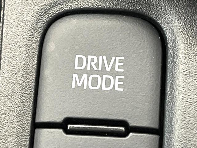 ヤリスクロス ハイブリッドZ プリクラッシュセーフティ レーダークルーズ ブラインドスポットモニター ハンドルヒーター バックカメラ 禁煙車 ハーフレザーシート パワーシート ドラレコ コーナーセンサー ビルトインETC(57枚目)