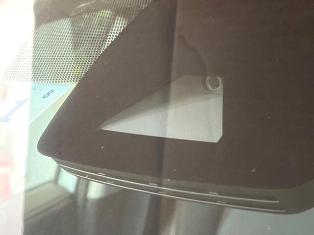 RAV4 アドベンチャー オフロードパッケージII 禁煙車 4WD 純正10.5インチディスプレイオーディオ バックカメラ レーダークルーズ プリクラッシュセーフティ コーナーセンサー ハーフレザーシート 前席シートエアコン ETC2.0 パワーシート(5枚目)