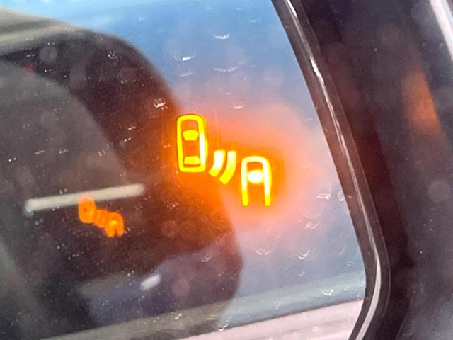 RAV4 アドベンチャー オフロードパッケージII 禁煙車 4WD 純正10.5インチディスプレイオーディオ バックカメラ レーダークルーズ プリクラッシュセーフティ コーナーセンサー ハーフレザーシート 前席シートエアコン ETC2.0 パワーシート(7枚目)