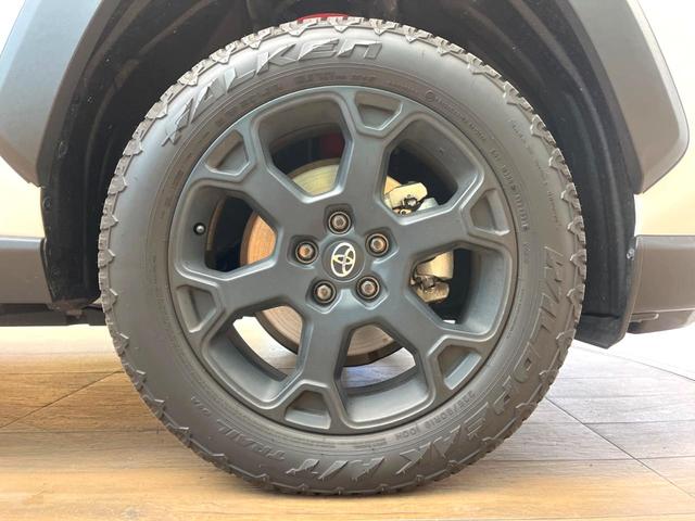 RAV4 アドベンチャー オフロードパッケージII 禁煙車 4WD 純正10.5インチディスプレイオーディオ バックカメラ レーダークルーズ プリクラッシュセーフティ コーナーセンサー ハーフレザーシート 前席シートエアコン ETC2.0 パワーシート(30枚目)