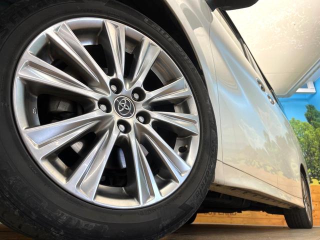 アルファード ２．５Ｓ　Ａパッケージ　タイプブラック　ＢＩＧＸ１１インチナビ　後席モニター　両側電動スライドドア　パワーバックドア　１００Ｖ電源　バックカメラ　電動パーキングブレーキ　クルコン　ＥＴＣ　クリアランスソナー７人乗り　純正１８インチアルミ（14枚目）