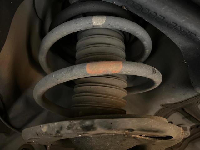 アルファード ２．５Ｓ　Ａパッケージ　タイプブラック　ＢＩＧＸ１１インチナビ　後席モニター　両側電動スライドドア　パワーバックドア　１００Ｖ電源　バックカメラ　電動パーキングブレーキ　クルコン　ＥＴＣ　クリアランスソナー７人乗り　純正１８インチアルミ（20枚目）