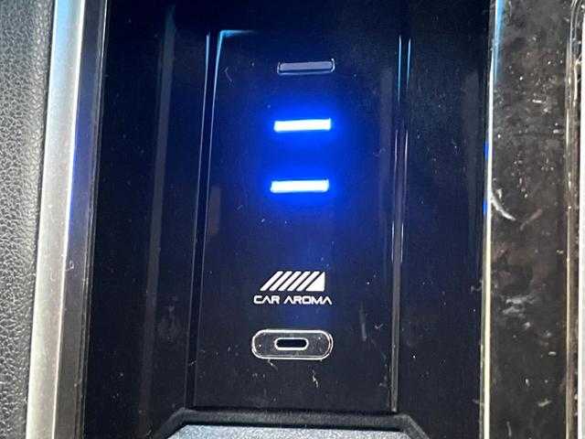 アルファード ２．５Ｓ　Ａパッケージ　タイプブラック　ＢＩＧＸ１１インチナビ　後席モニター　両側電動スライドドア　パワーバックドア　１００Ｖ電源　バックカメラ　電動パーキングブレーキ　クルコン　ＥＴＣ　クリアランスソナー７人乗り　純正１８インチアルミ（51枚目）