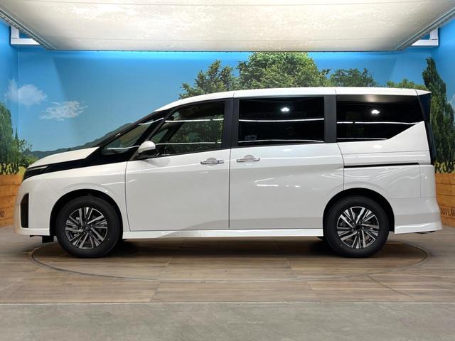 セレナ ハイウェイスターV 登録済未使用車 12.3型メーカーナビ 全周囲カメラ プロパイロット 衝突軽減 両側電動スライドドア 純正16インチアルミ ふらつき警報 LEDヘッド&フォグ パドルシフト スマートキー(26枚目)