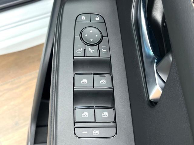 セレナ ハイウェイスターV 登録済未使用車 12.3型メーカーナビ 全周囲カメラ プロパイロット 衝突軽減 両側電動スライドドア 純正16インチアルミ ふらつき警報 LEDヘッド&フォグ パドルシフト スマートキー(68枚目)