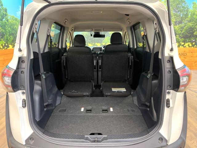 シエンタ G クエロ 純正ナビ 全周囲カメラ セーフティセンス 両側電動スライドドア シートヒーター 7人乗り オートマチックハイビーム レーンアシスト ETC ドラレコ ステアリングヒーター デジタルミラー スマートキー(11枚目)