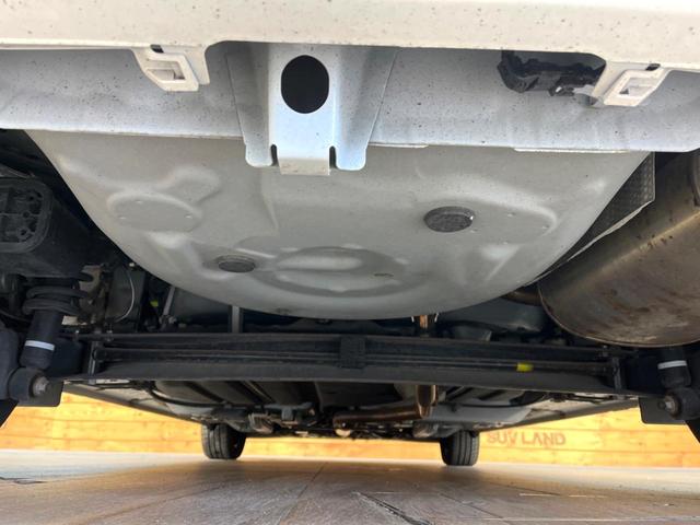 シエンタ G クエロ 純正ナビ 全周囲カメラ セーフティセンス 両側電動スライドドア シートヒーター 7人乗り オートマチックハイビーム レーンアシスト ETC ドラレコ ステアリングヒーター デジタルミラー スマートキー(20枚目)