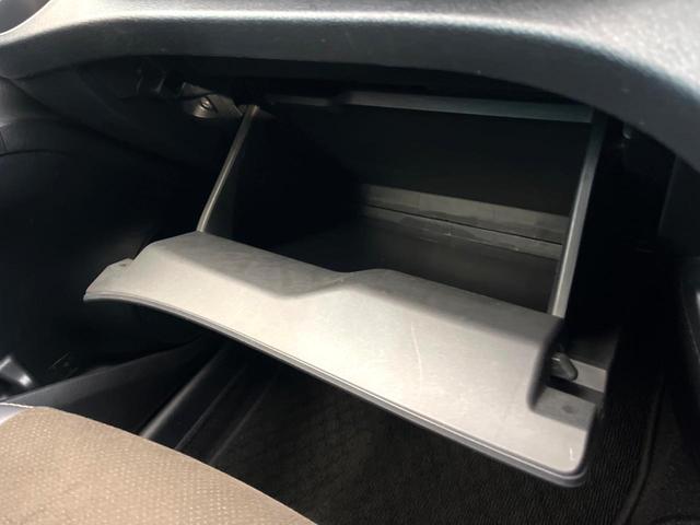 シエンタ G クエロ 純正ナビ 全周囲カメラ セーフティセンス 両側電動スライドドア シートヒーター 7人乗り オートマチックハイビーム レーンアシスト ETC ドラレコ ステアリングヒーター デジタルミラー スマートキー(57枚目)