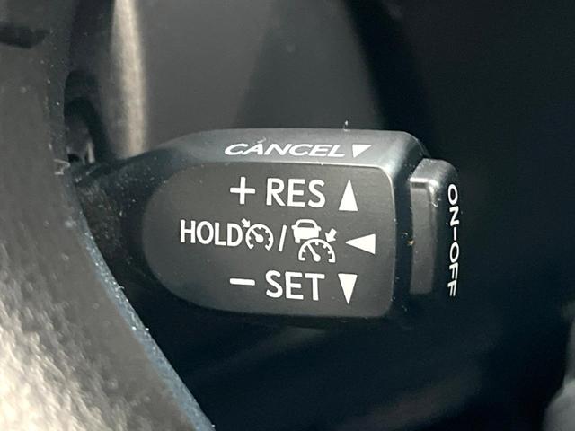 ランドクルーザープラド TX Lパッケージ メーカー純正9インチナビ 全周囲カメラ サンルーフ プリクラッシュセーフティ レーダークルーズ 黒革シート ブラインドスポットモニター LEDヘッド ETC ドラレコ 純正17インチアルミ(7枚目)