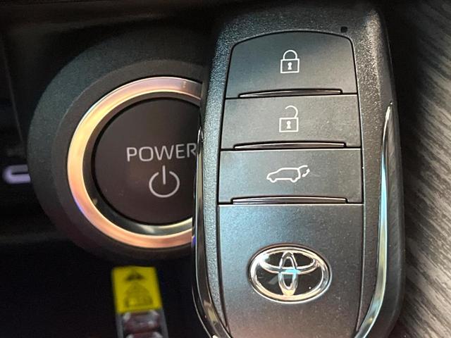 ハリアーハイブリッド Ｚ　レザーパッケージ　登録済未使用車　１２．３型メーカーナビ　全周囲カメラ　セーフティセンス　調光パノラマルーフ　ダブルファンクションランプ　純正１９インチアルミ　シートベンチレーション　電動リアゲート　ＥＴＣ２．０（65枚目）