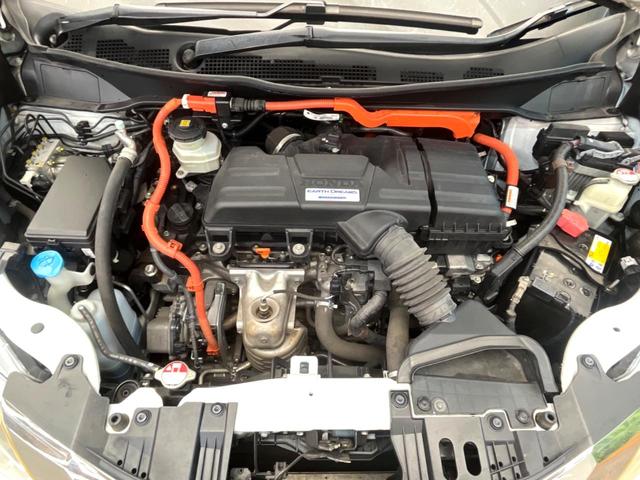 オデッセイハイブリッド ハイブリッドアブソルート・ホンダセンシングEXパック 純正8インチナビ バックカメラ フリップダウンモニター ホンダセンシング 両側電動スライドドア ブラインドスポットモニター LEDヘッド ETC スマートキー 純正17インチアルミ(18枚目)