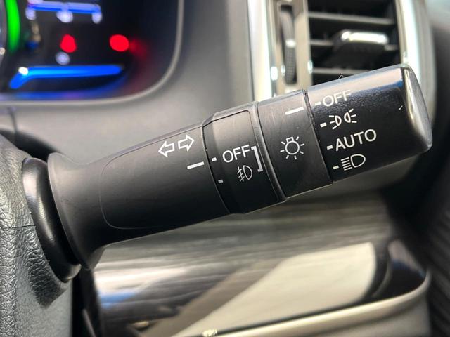 オデッセイハイブリッド ハイブリッドアブソルート・ホンダセンシングEXパック 純正8インチナビ バックカメラ フリップダウンモニター ホンダセンシング 両側電動スライドドア ブラインドスポットモニター LEDヘッド ETC スマートキー 純正17インチアルミ(39枚目)