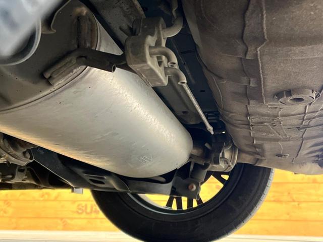 オデッセイハイブリッド ｅ：ＨＥＶアブソルート・ＥＸ　両側電動ドア　後席モニター　ホンダセンシング　レーダークルーズコントロール　電動リアゲート　コーナーセンサー　全周囲カメラ　ＥＴＣ２．０　ドラレコ　スマートキー　ＬＥＤヘッド　車線逸脱防止（22枚目）