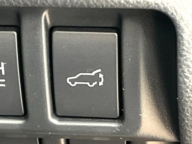 フォレスター Ｘ－ブレイク　４ＷＤ　純正ナビ　バックカメラ　レーダークルーズ　アイサイトコアテクノロジー　電動リアゲート　シートヒーター　ステアリングヒーター　純正１７インチアルミ　ＬＥＤヘッド　ＥＴＣ（6枚目）