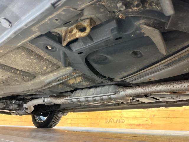 レガシィアウトバック ２．５ｉアイサイト　４ＷＤ　純正ＳＤナビ　バックカメラ　衝突被害軽減システム　レーダークルーズ　ドラレコ　スマートキー　ＨＩＤヘッド　ビルトインＥＴＣ　純正１７インチアルミ　車線逸脱警報　オートライト　デュアルエアコン（22枚目）