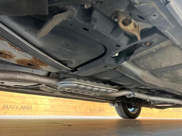 レガシィアウトバック ２．５ｉアイサイト　４ＷＤ　純正ＳＤナビ　バックカメラ　衝突被害軽減システム　レーダークルーズ　ドラレコ　スマートキー　ＨＩＤヘッド　ビルトインＥＴＣ　純正１７インチアルミ　車線逸脱警報　オートライト　デュアルエアコン（23枚目）