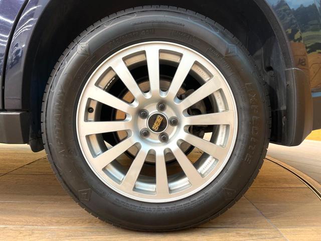 レガシィアウトバック ２．５ｉアイサイト　４ＷＤ　純正ＳＤナビ　バックカメラ　衝突被害軽減システム　レーダークルーズ　ドラレコ　スマートキー　ＨＩＤヘッド　ビルトインＥＴＣ　純正１７インチアルミ　車線逸脱警報　オートライト　デュアルエアコン（32枚目）