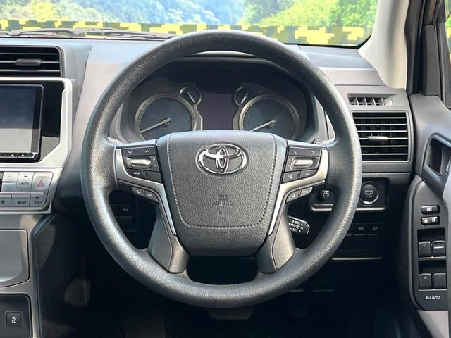 ランドクルーザープラド ＴＸ　４ＷＤ　サンルーフ　９インチナビ　バックカメラ　トヨタセーフティセンス　レーダークルーズ　コーナーセンサー　スマートキー　ＬＥＤヘッド　ビルトインＥＴＣ　純正１７インチアルミ　オートハイビーム（11枚目）