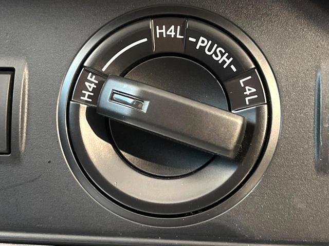 ランドクルーザープラド ＴＸ　４ＷＤ　サンルーフ　９インチナビ　バックカメラ　トヨタセーフティセンス　レーダークルーズ　コーナーセンサー　スマートキー　ＬＥＤヘッド　ビルトインＥＴＣ　純正１７インチアルミ　オートハイビーム（46枚目）