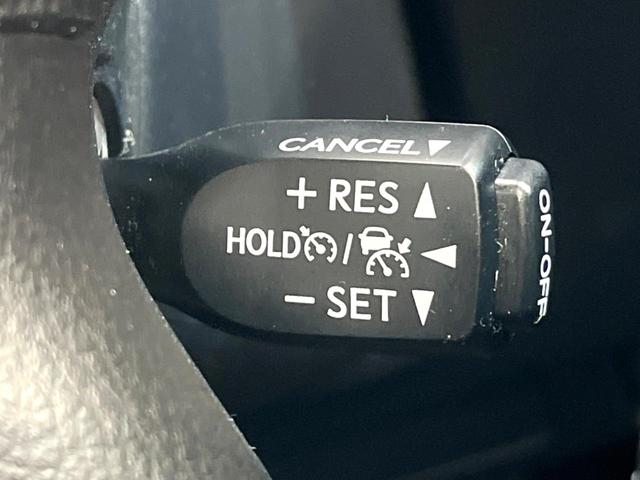 ランドクルーザープラド ＴＸ　Ｌパッケージ　マットブラックエディション　サンルーフ　トヨタセーフティセンス　シートベンチレーション　レーダークルーズコントロール　ＳＤナビ　バックカメラ　後席モニター　ＬＥＤヘッドライト　純正１８インチアルミ　ドラレコ　ＥＴＣ（6枚目）