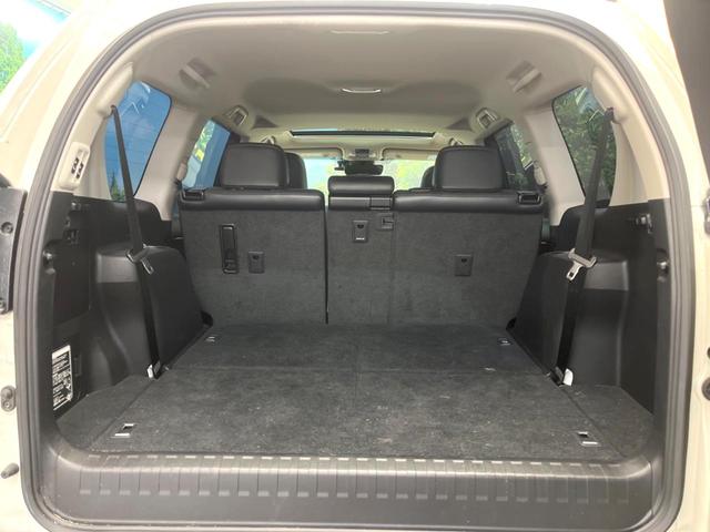 ランドクルーザープラド ＴＸ　Ｌパッケージ　マットブラックエディション　サンルーフ　トヨタセーフティセンス　シートベンチレーション　レーダークルーズコントロール　ＳＤナビ　バックカメラ　後席モニター　ＬＥＤヘッドライト　純正１８インチアルミ　ドラレコ　ＥＴＣ（11枚目）