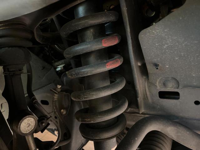 ランドクルーザープラド ＴＸ　Ｌパッケージ　マットブラックエディション　サンルーフ　トヨタセーフティセンス　シートベンチレーション　レーダークルーズコントロール　ＳＤナビ　バックカメラ　後席モニター　ＬＥＤヘッドライト　純正１８インチアルミ　ドラレコ　ＥＴＣ（20枚目）