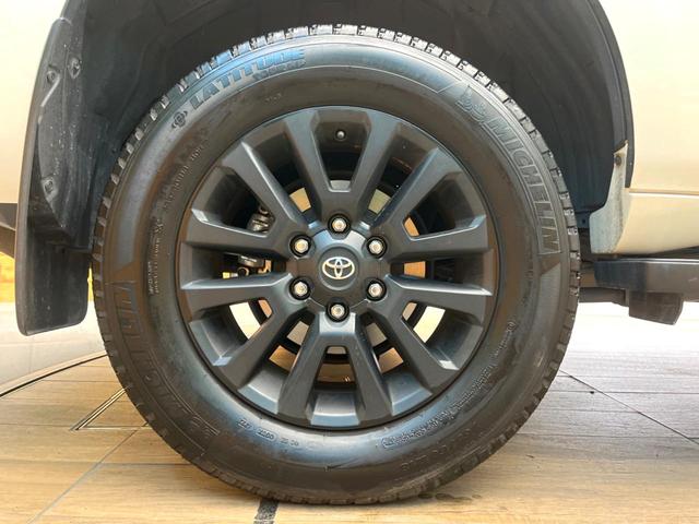 ランドクルーザープラド ＴＸ　Ｌパッケージ　マットブラックエディション　サンルーフ　トヨタセーフティセンス　シートベンチレーション　レーダークルーズコントロール　ＳＤナビ　バックカメラ　後席モニター　ＬＥＤヘッドライト　純正１８インチアルミ　ドラレコ　ＥＴＣ（32枚目）