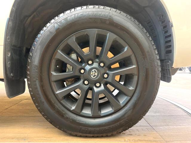 ランドクルーザープラド ＴＸ　Ｌパッケージ　マットブラックエディション　サンルーフ　トヨタセーフティセンス　シートベンチレーション　レーダークルーズコントロール　ＳＤナビ　バックカメラ　後席モニター　ＬＥＤヘッドライト　純正１８インチアルミ　ドラレコ　ＥＴＣ（33枚目）