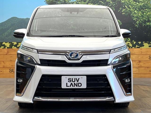 ヴォクシー ハイブリッドＺＳ　煌ＩＩ　両側電動ドア　純正ナビ　バックカメラ　衝突軽減システム　クルーズコントロール　ドラレコ　ビルトインＥＴＣ　デュアルエアコン　スマートキー　ＬＥＤヘッド　車線逸脱警報　オートライト　リアエアコン（15枚目）