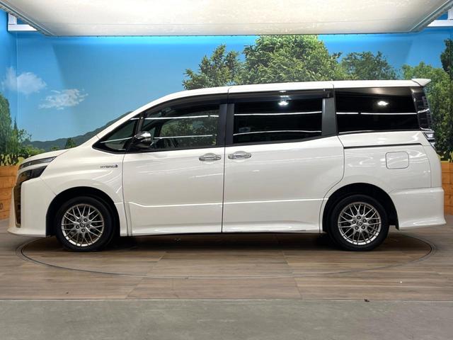 ヴォクシー ハイブリッドＺＳ　煌ＩＩ　両側電動ドア　純正ナビ　バックカメラ　衝突軽減システム　クルーズコントロール　ドラレコ　ビルトインＥＴＣ　デュアルエアコン　スマートキー　ＬＥＤヘッド　車線逸脱警報　オートライト　リアエアコン（26枚目）