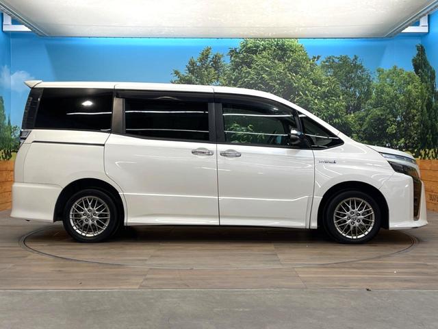 ヴォクシー ハイブリッドＺＳ　煌ＩＩ　両側電動ドア　純正ナビ　バックカメラ　衝突軽減システム　クルーズコントロール　ドラレコ　ビルトインＥＴＣ　デュアルエアコン　スマートキー　ＬＥＤヘッド　車線逸脱警報　オートライト　リアエアコン（27枚目）