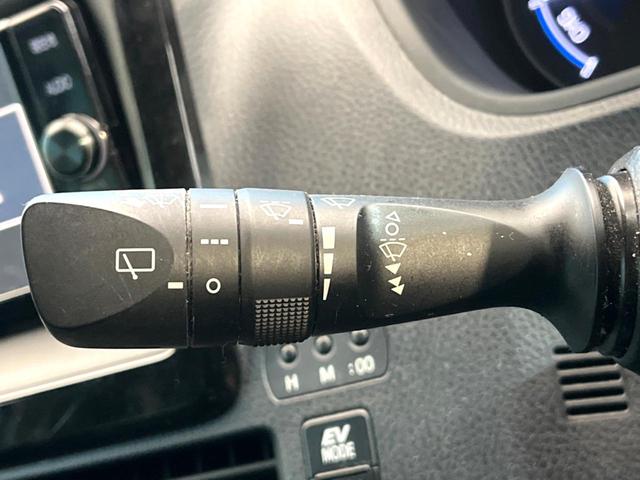 ヴォクシー ハイブリッドＺＳ　煌ＩＩ　両側電動ドア　純正ナビ　バックカメラ　衝突軽減システム　クルーズコントロール　ドラレコ　ビルトインＥＴＣ　デュアルエアコン　スマートキー　ＬＥＤヘッド　車線逸脱警報　オートライト　リアエアコン（56枚目）