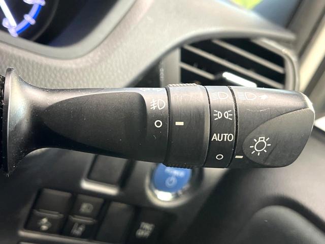 ヴォクシー ハイブリッドＺＳ　煌ＩＩ　両側電動ドア　純正ナビ　バックカメラ　衝突軽減システム　クルーズコントロール　ドラレコ　ビルトインＥＴＣ　デュアルエアコン　スマートキー　ＬＥＤヘッド　車線逸脱警報　オートライト　リアエアコン（57枚目）