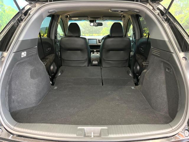 ヴェゼル ハイブリッドＲＳ・ホンダセンシング　純正ＳＤナビ　バックカメラ　衝突被害軽減システム　禁煙車　ハーフレザーシート　スマートキー　ＬＥＤヘッド　ビルトインＥＴＣ　純正１８インチアルミ　車線逸脱警報　オートライト　デュアルエアコン（10枚目）