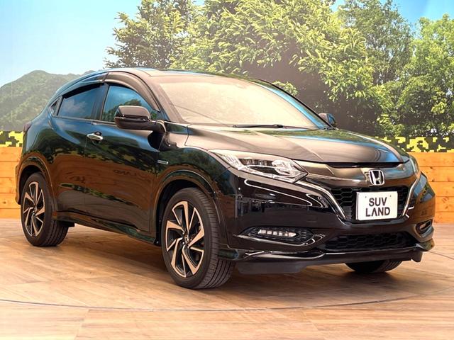 ヴェゼル ハイブリッドＲＳ・ホンダセンシング　純正ＳＤナビ　バックカメラ　衝突被害軽減システム　禁煙車　ハーフレザーシート　スマートキー　ＬＥＤヘッド　ビルトインＥＴＣ　純正１８インチアルミ　車線逸脱警報　オートライト　デュアルエアコン（16枚目）