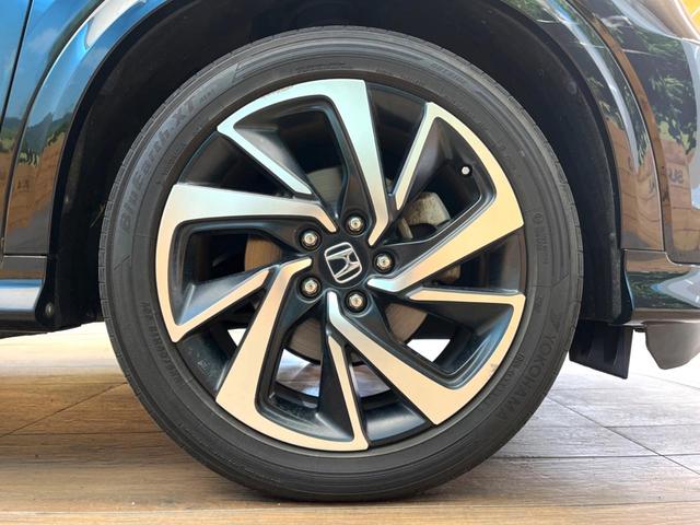 ヴェゼル ハイブリッドＲＳ・ホンダセンシング　純正ＳＤナビ　バックカメラ　衝突被害軽減システム　禁煙車　ハーフレザーシート　スマートキー　ＬＥＤヘッド　ビルトインＥＴＣ　純正１８インチアルミ　車線逸脱警報　オートライト　デュアルエアコン（31枚目）