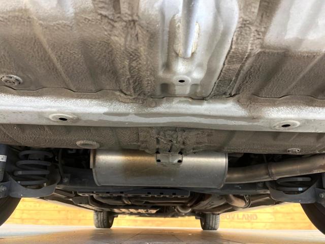 ステップワゴンスパーダ Ｚ　クールスピリット　禁煙車　両側電動ドア　純正ＳＤナビ　後席モニター　バックカメラ　　ハーフレザーシート　スマートキー　ＨＩＤヘッド　ビルトインＥＴＣ　クルコン　純正１７インチアルミ　オートライト　オートエアコン（18枚目）